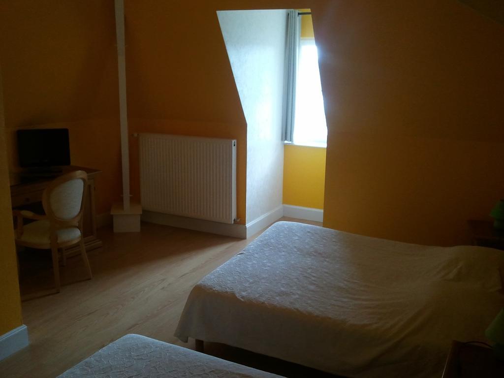 Chateau Sainte Marie Hotel Dompierre-sur-Charente Екстериор снимка
