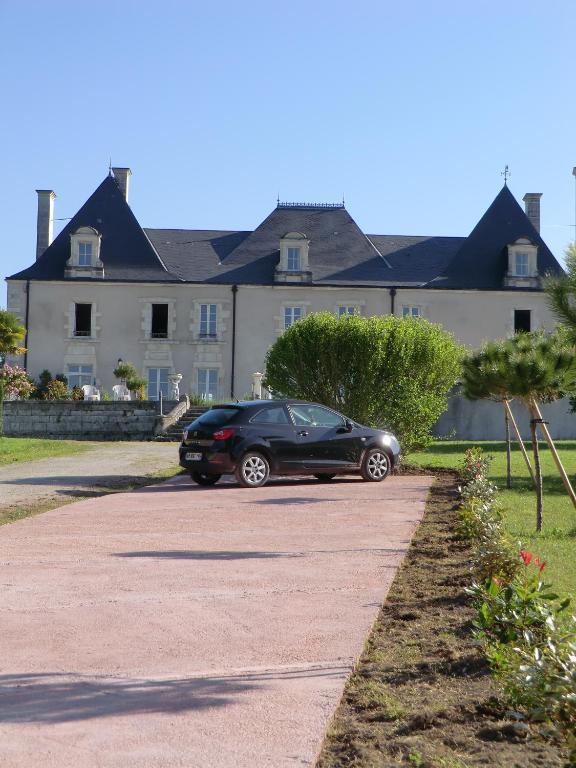 Chateau Sainte Marie Hotel Dompierre-sur-Charente Екстериор снимка